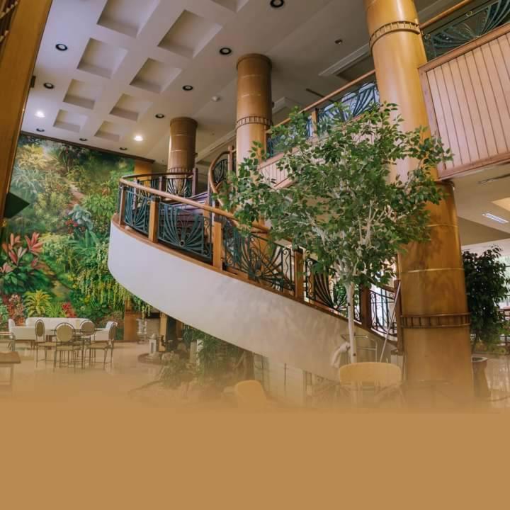 Seeharaj Hotel Uttaradit Exterior photo