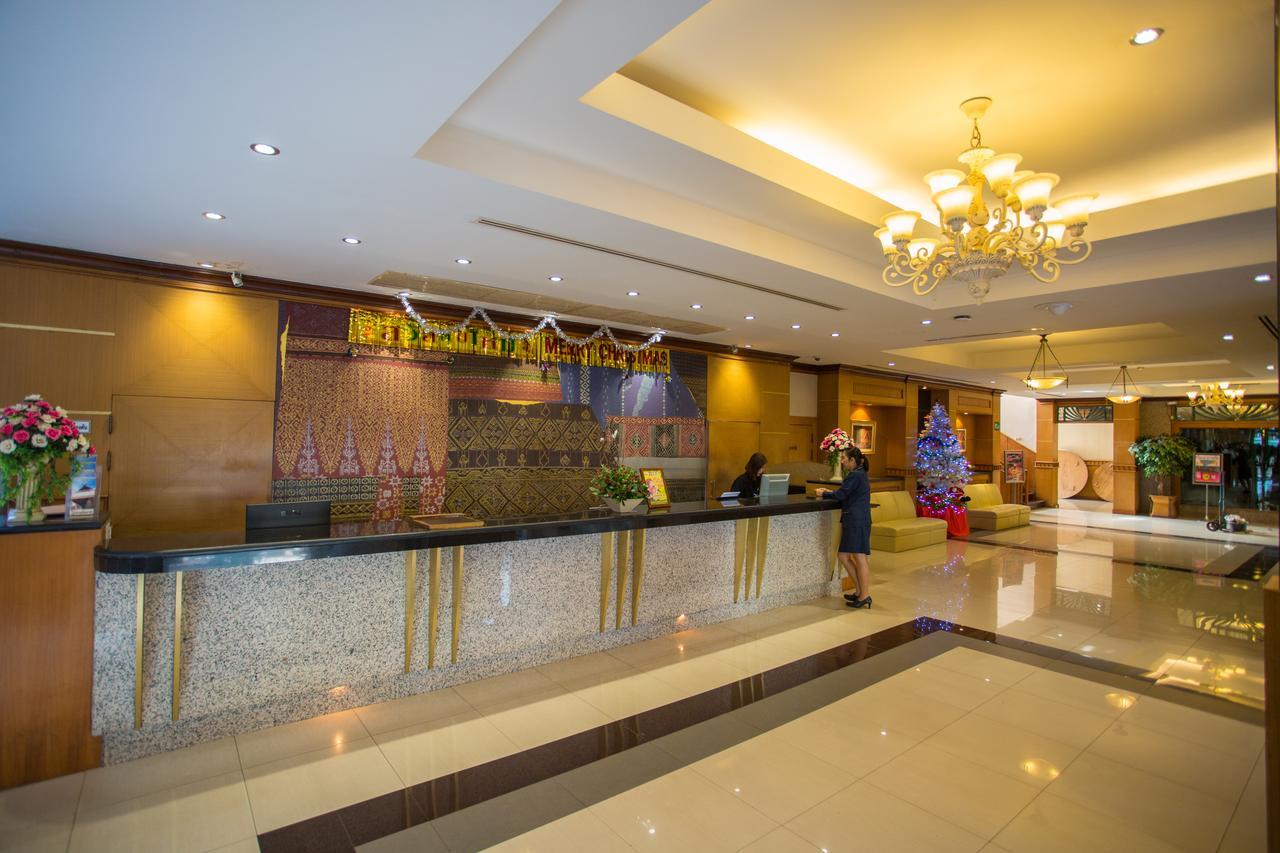 Seeharaj Hotel Uttaradit Exterior photo